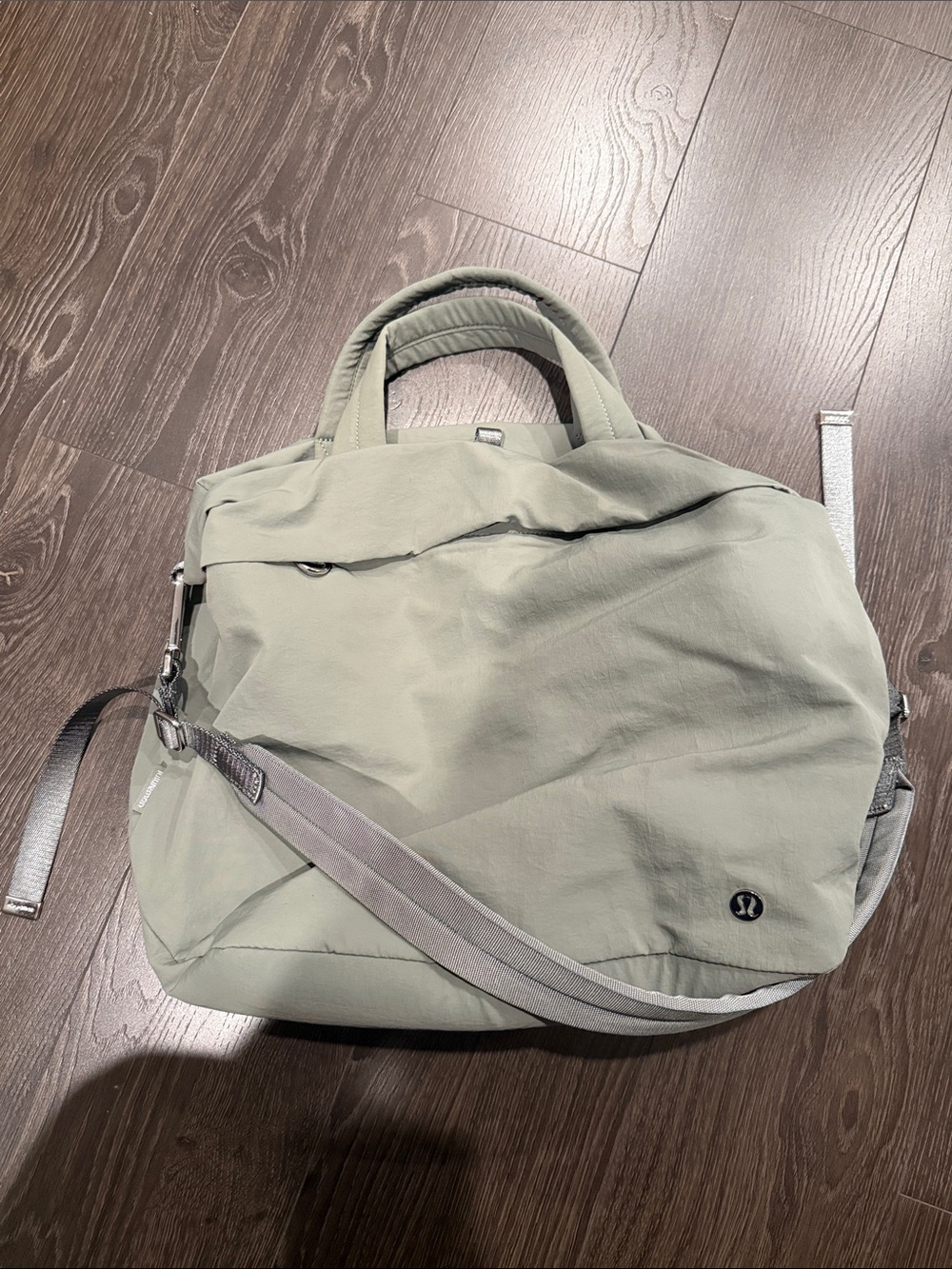 Lululemon on my level tote 20L